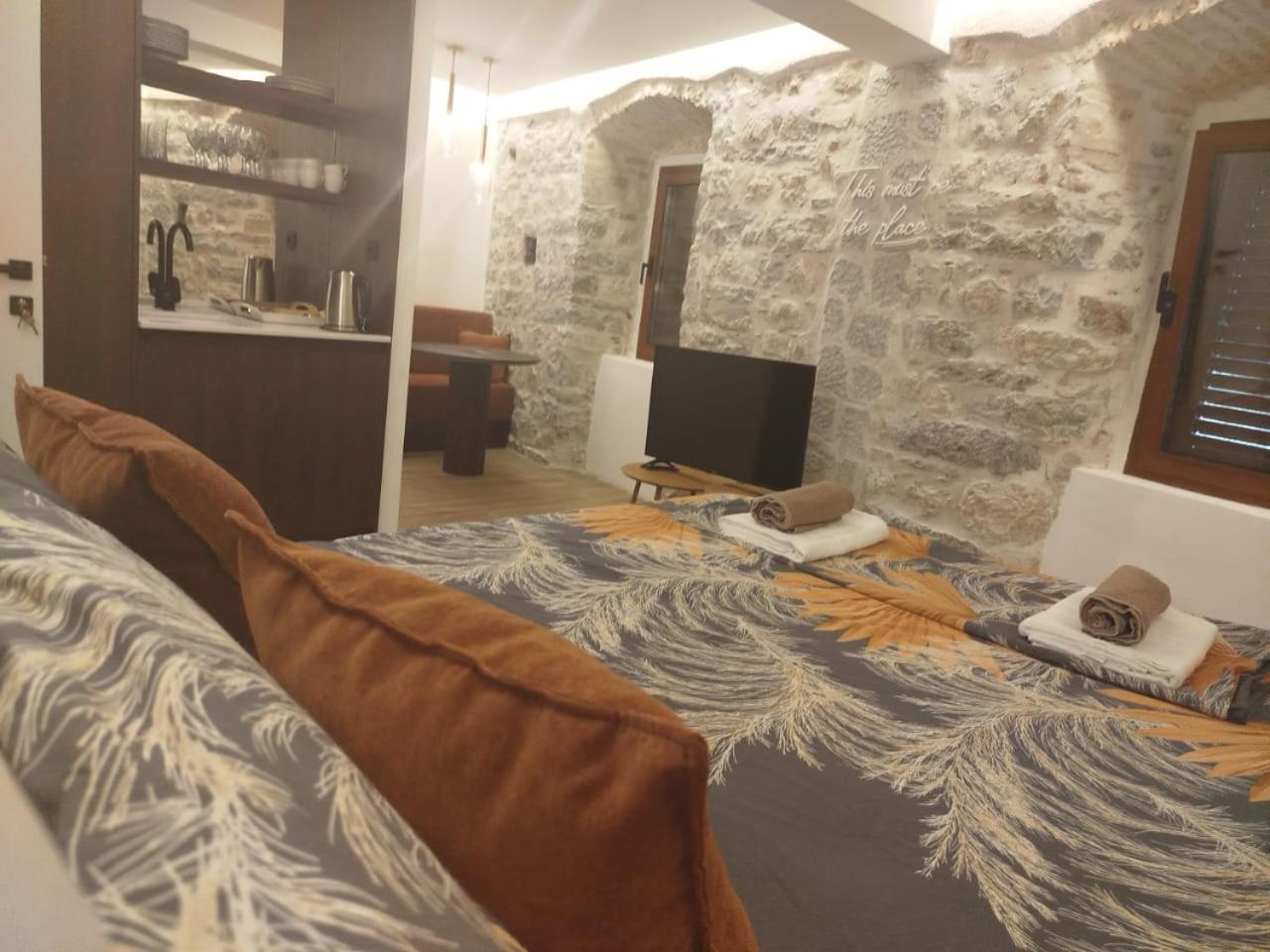 Apartments Casa Del Sol Jovana Kotor Exteriör bild